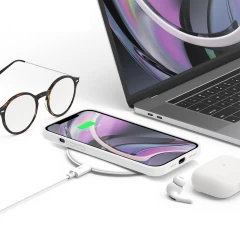 Husa iPhone 12/12 Pro Casey Studios Premium Soft Silicone - White White